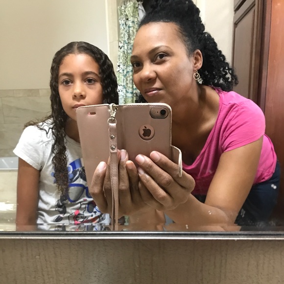 Meet your Posher, Nemi - Picture 3 of 3